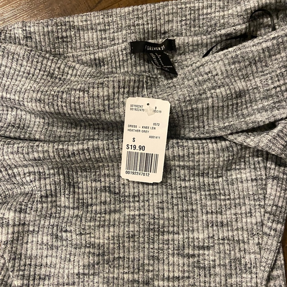 Forever 21 Ribbed Dress - Picture 3 of 3